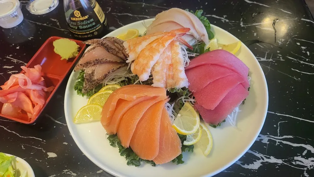 Sashimi Salad